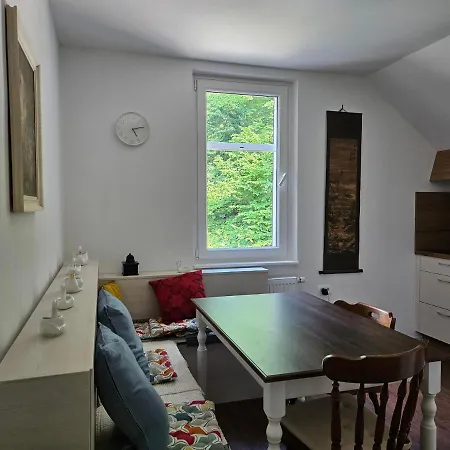Hadam's Apartment